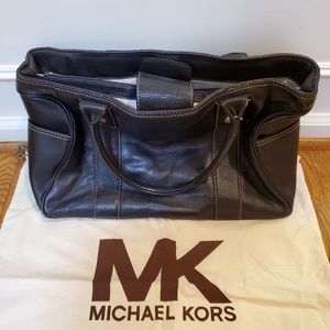 Black Michael Kors tote